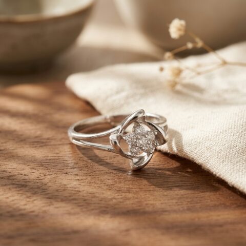 Flowing Bloom Ring