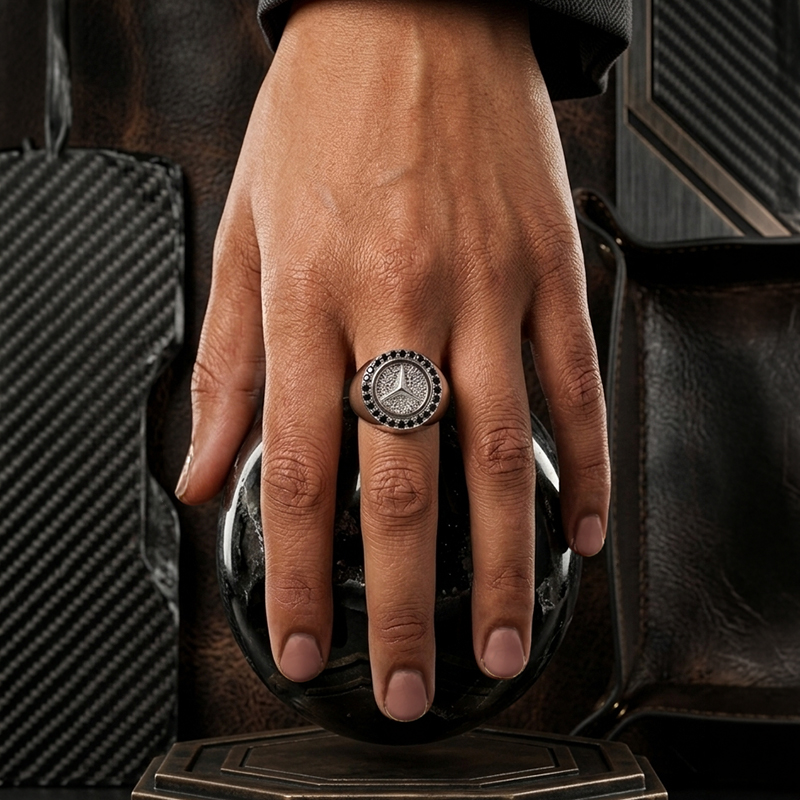 Mercedes Aura Ring