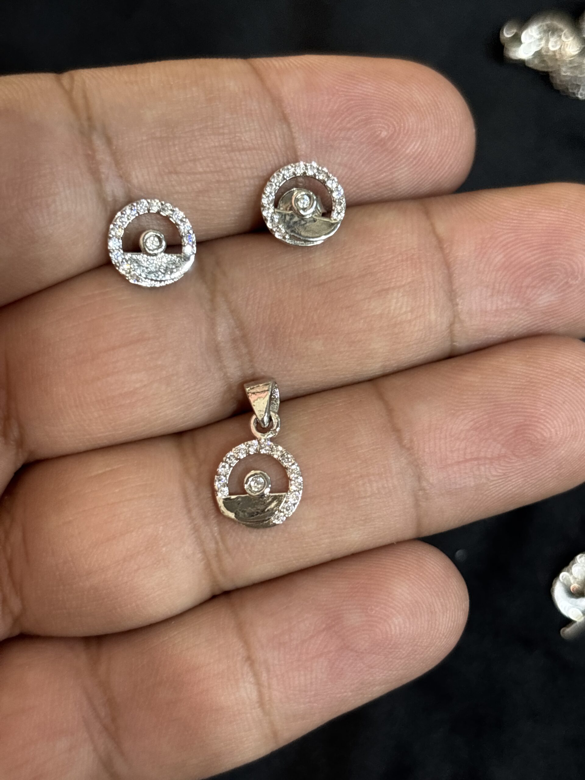 Half rounds Pendant Set - Image 2