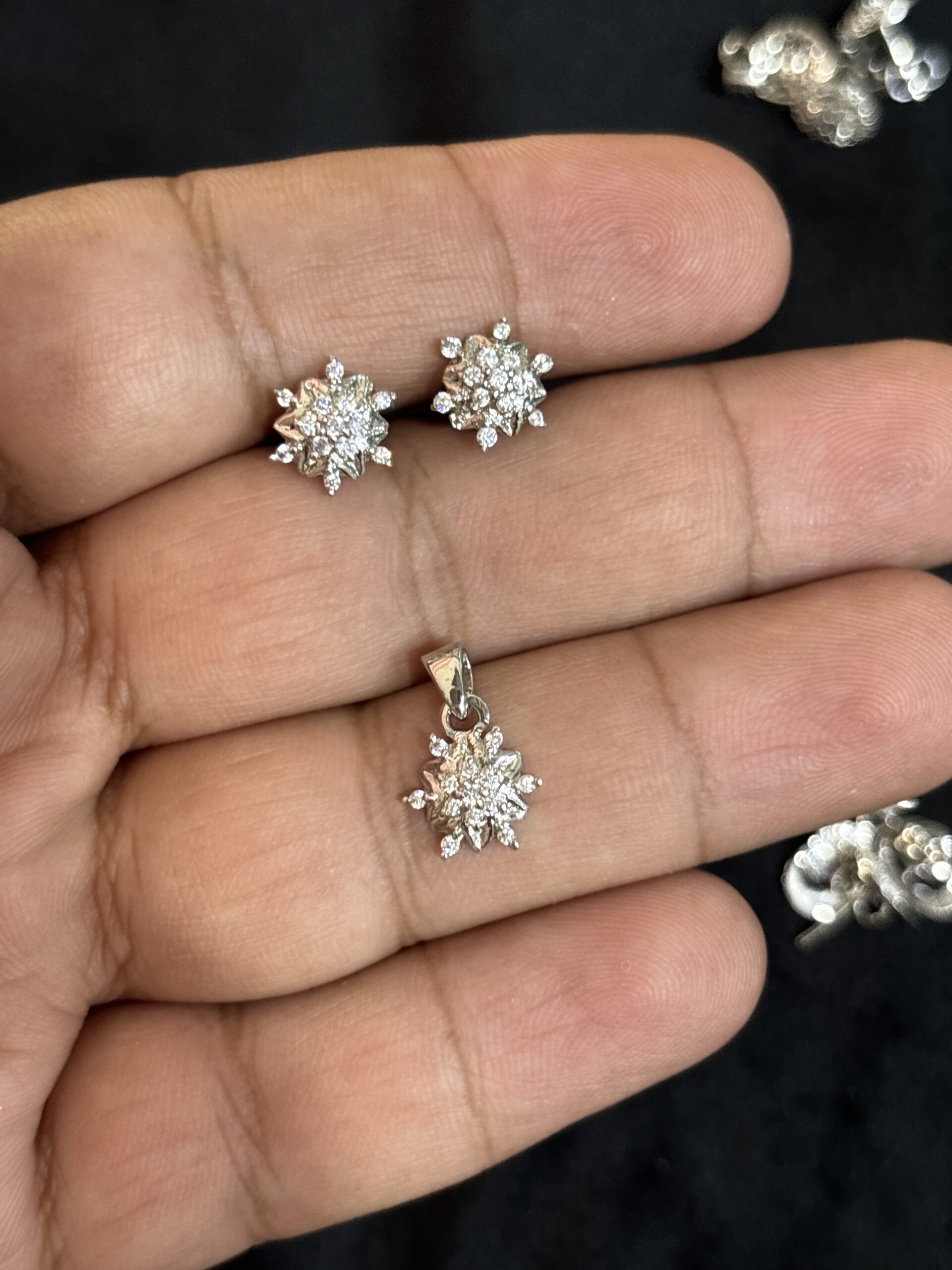 SHining Star Pendant set - Image 2