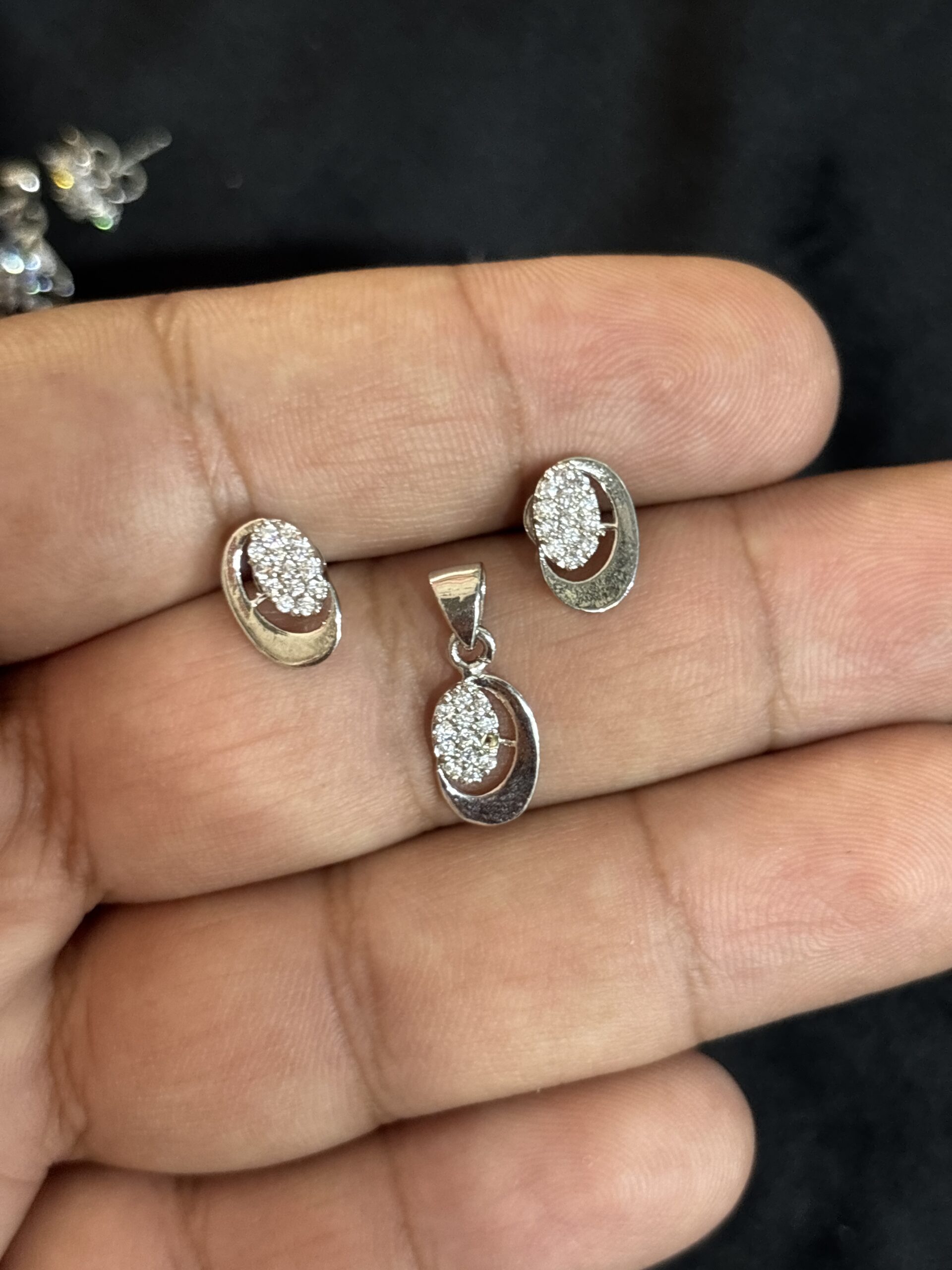 Half Moon pendant set - Image 2