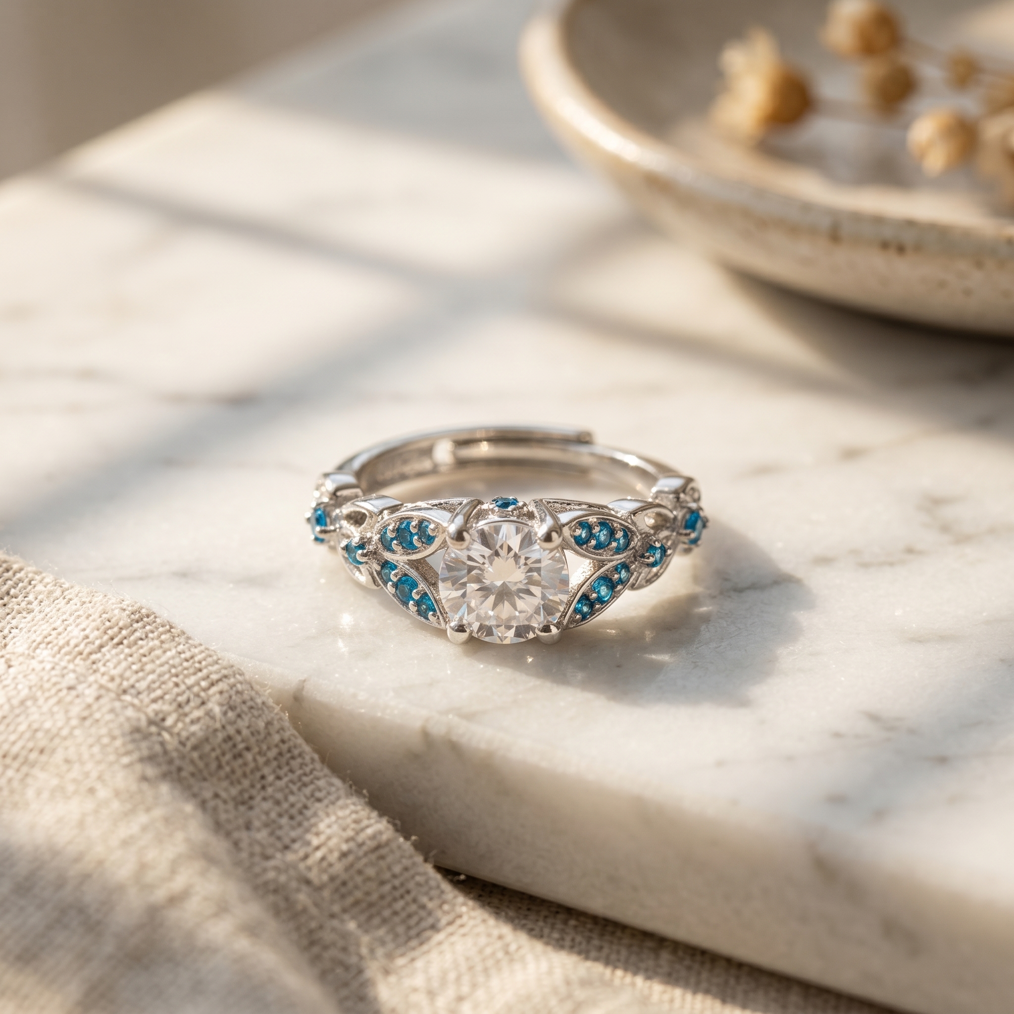 Solitaire Bloomed Blue - Image 2